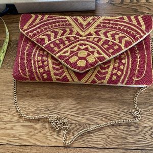 New with no tags… clutch